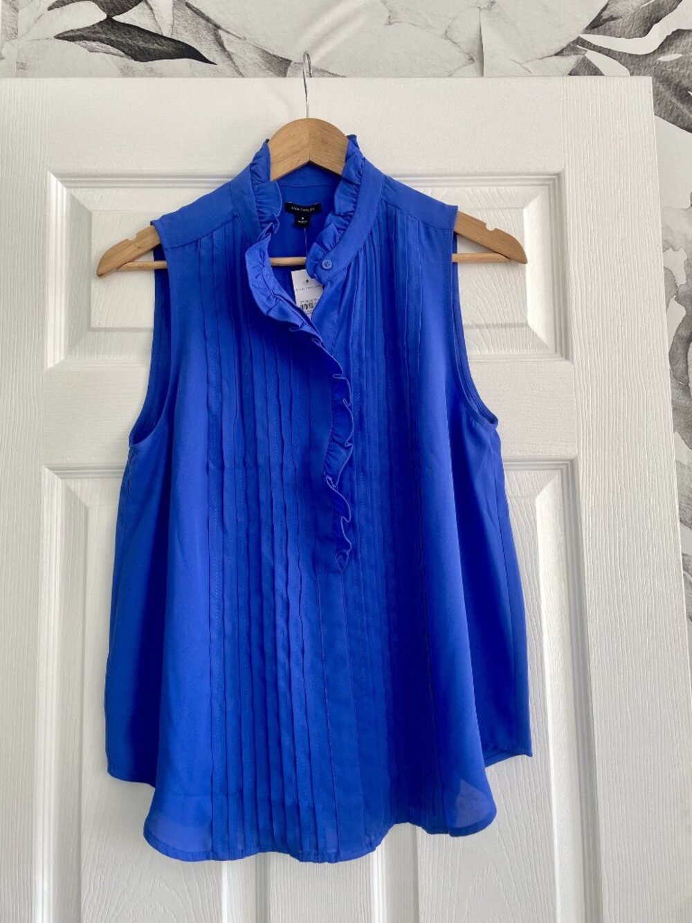 Ann Taylor Cobalt Pleated Ruffle Blouse – Size M